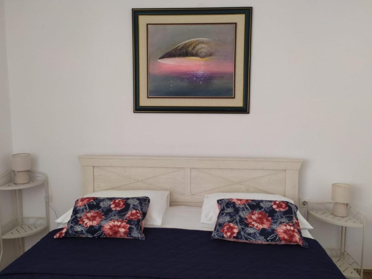 Danica Apartment Risika